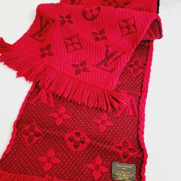 Louis Vuitton Neck wrap - Picture 2 of 3